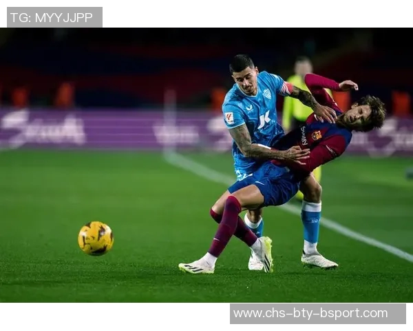 西甲争冠白热化巴萨屈居第二足坛第一人26场轰入20球展现超凡实力